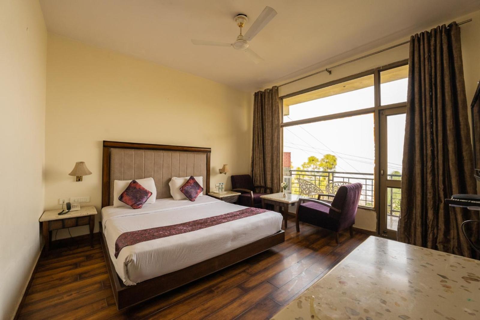 Kasauli Castle Resort Ngoại thất bức ảnh