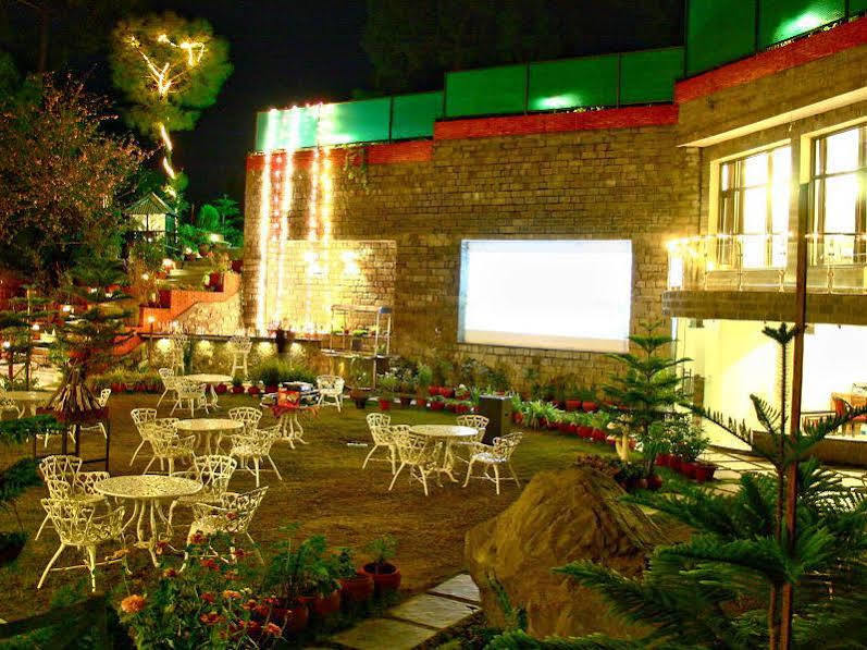 Kasauli Castle Resort Ngoại thất bức ảnh